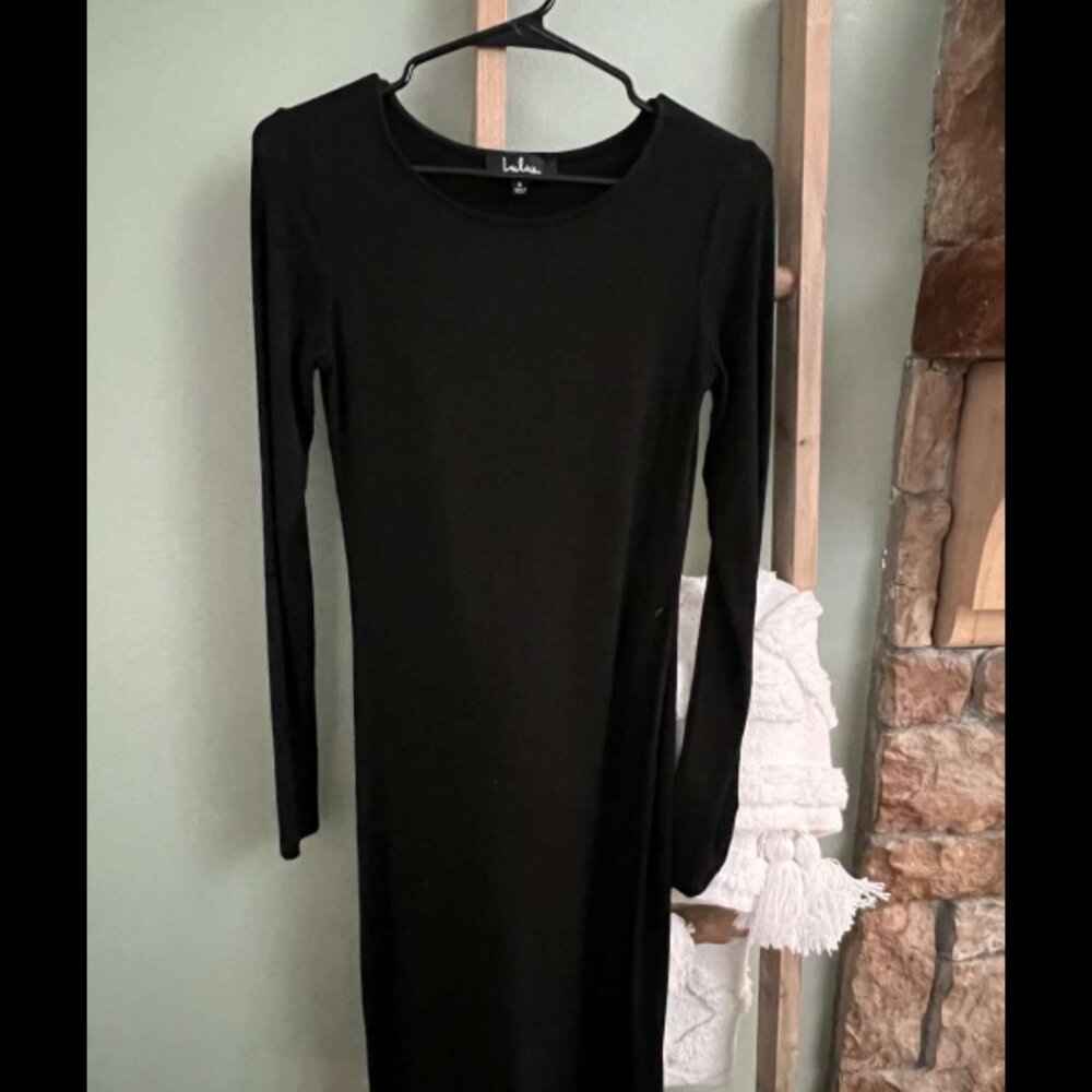 Lulus's Long sleeve black dress with slit;  Size Small